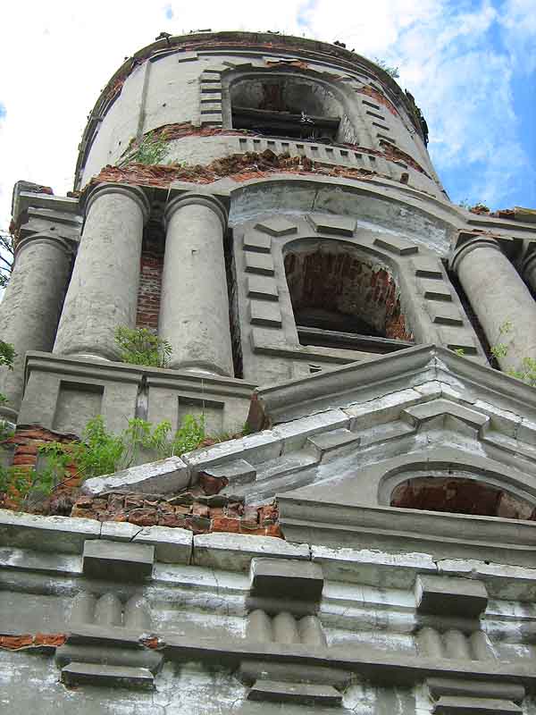 Елатьма. Колокольня Вознесенской церкви. 2008 г. (Фото Н.Зиновина)