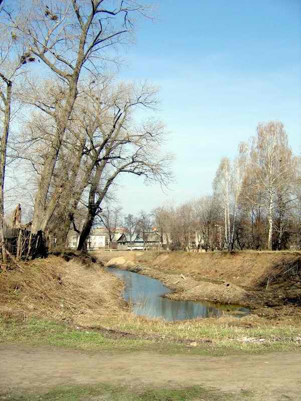 Елатьма. Городской пруд после очередного восстановления. Весна 2008 г.