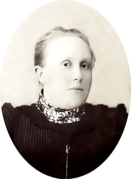 Мария Андреевна Попова (Фото из семейного архива родственников М.А.Поповой)
